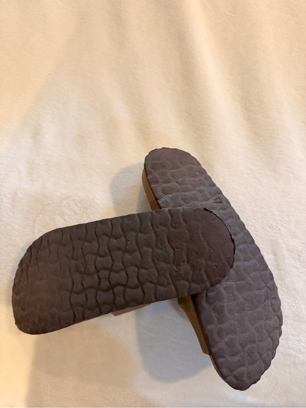 Women’s Double-Buckle Comfort Sandals - brown cushionaire size 7.5 - Picture 3 of 4